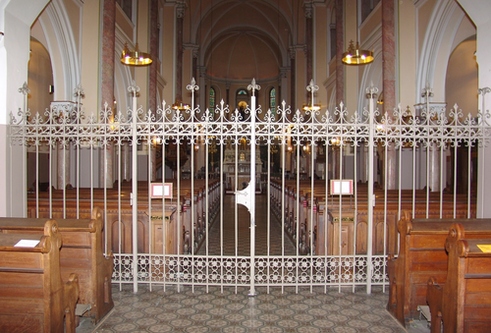 Gitter - fühlt man sich ausgesperrt?