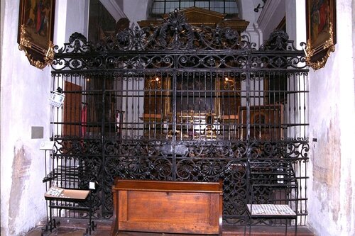 Gitter - fühlt man sich ausgesperrt?