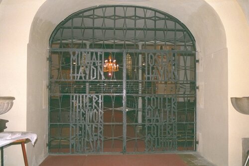 Gitter - fühlt man sich ausgesperrt?